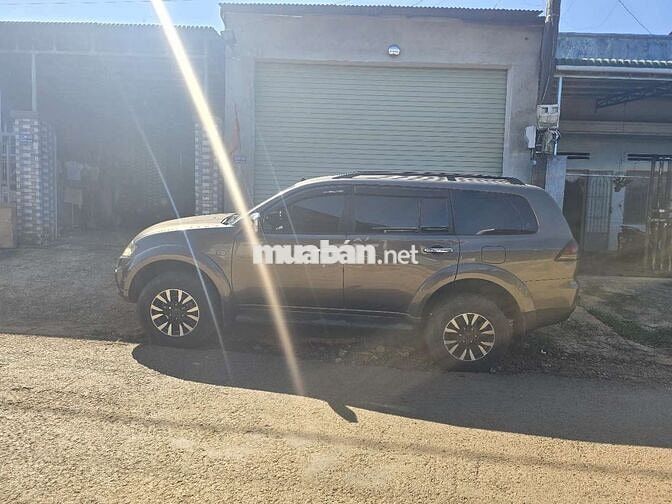 Mitsubishi Pajero Sport 2026 Nâu