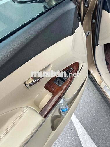 Toyota Venza 2009 2.7 full option xe zin