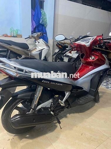 Honda Air Blade Đỏ Bạc Đen Việt Nam