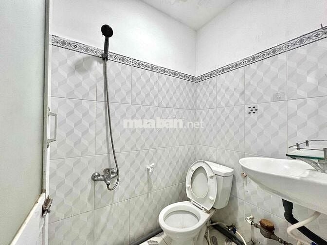 Chính chủ cho thuê phòng trọ giá rẻ ở Đường Nguyễn Văn Khối,máy lạnh