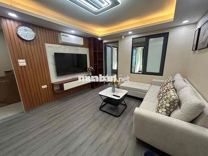 Bán căn hộ TT Thành Công, tầng 2, siêu thoáng, 3ngủ 2wc, full NT xịn