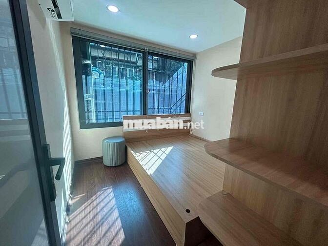 Bán căn hộ TT Thành Công, tầng 2, siêu thoáng, 3ngủ 2wc, full NT xịn