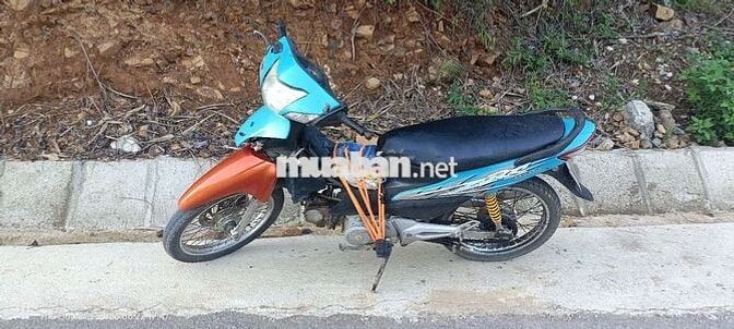 Honda Wave Xanh Cam
