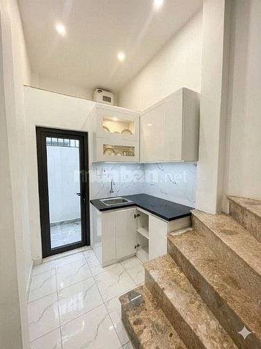 PHỐ HUẾ - BẠCH MAI - 5.8 TỶ * 30M2 - NHÀ 5 TẦNG * 3 NGỦ 