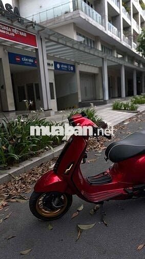 Piaggio Vespa 2018 iGet đỏ