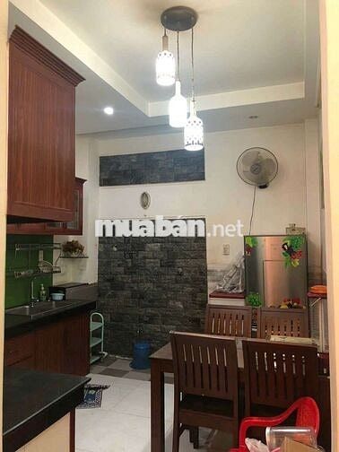 Chính chủ bán nhà hẻm ôtô 3,2×14 3L 4PN 3WC SHCC giá ổn 8,6ty c.Hương