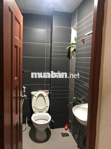 Chính chủ bán nhà hẻm ôtô 3,2×14 3L 4PN 3WC SHCC giá ổn 8,6ty c.Hương