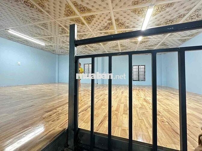 Nhà thuê hẻm xe tải Bà Hom (4 x 6) 3 tầng - Quận 6