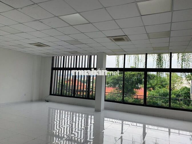 🌿 VĂN PHÒNG 100M² KHÔNG GIAN RỘNG RÃI THOÁNG MÁT GẦN CẦU HÒA XUÂN 🌿