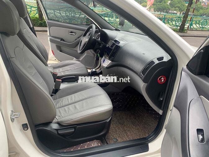 Hyundai Avante 2012 Tự động xe rất đẹp