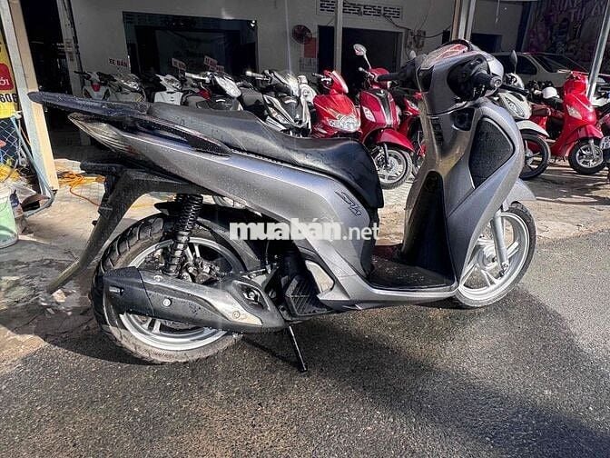 Honda SH 2018 Bạc