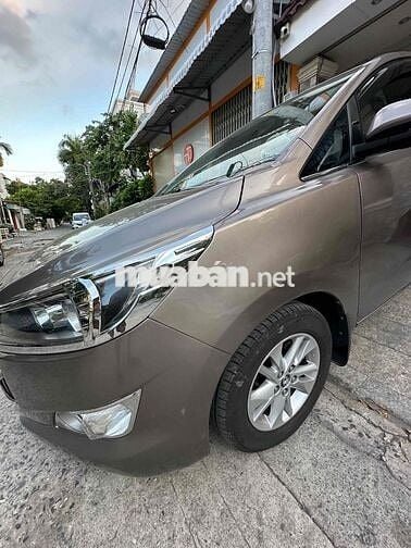 Toyota Innova 2.0 E 2019 Nâu