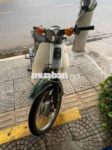 Honda Super Cub Cổ điển Xanh lá, trắng