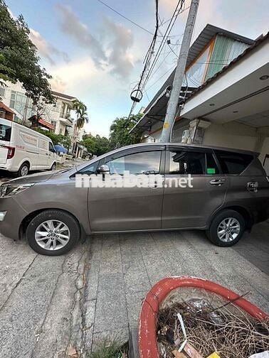 Toyota Innova 2.0 E 2019 Nâu