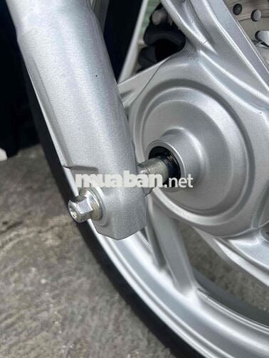 Honda SH 125 2024 Trắng 4.900 km bán trả góp