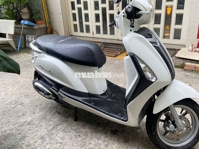 Yamaha Grande  Trắng bstp 9 chủ đi ít Lead,Vision
