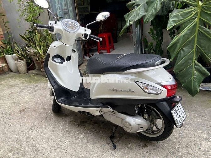 Yamaha Grande  Trắng bstp 9 chủ đi ít Lead,Vision
