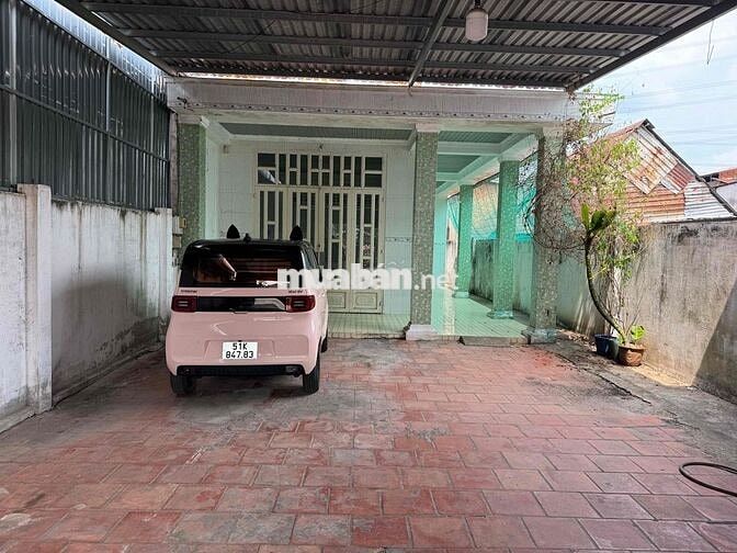 Cần tiền bán gấp nhà mặt tiền đường 457 xã Trung An Củ Chi