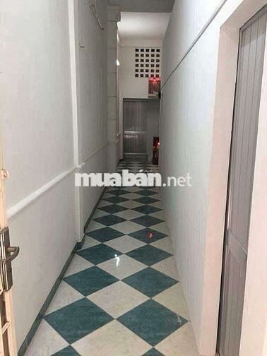 Chính chủ cho thuê Phòng Q5 giá 2tr tolet riêng