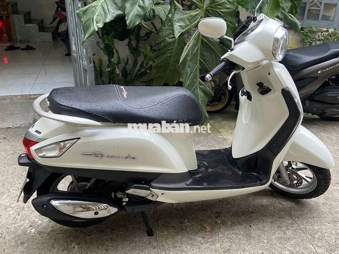 Yamaha Grande  Trắng bstp 9 chủ đi ít Lead,Vision