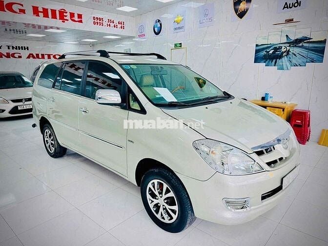 Toyota Innova G Trắng