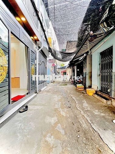 Bán Gấp nhà 74m2 Nguyễn Sỹ Sách Tân Bình,giá 5tỷ150,HXH đậu cửa. 