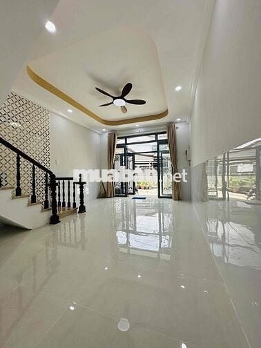 nhà bán chính chủ hẻm xe hơi C2 Phạm Hung,Bình Hưng tphcm