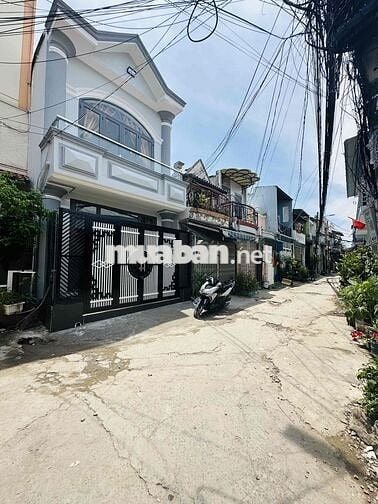 nhà bán chính chủ hẻm xe hơi C2 Phạm Hung,Bình Hưng tphcm