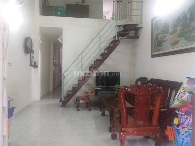 Cho thuê Nhà Đường Tam Bình, P. HBC - 3PN 2WC, 110m², sân rộng giá 9tr