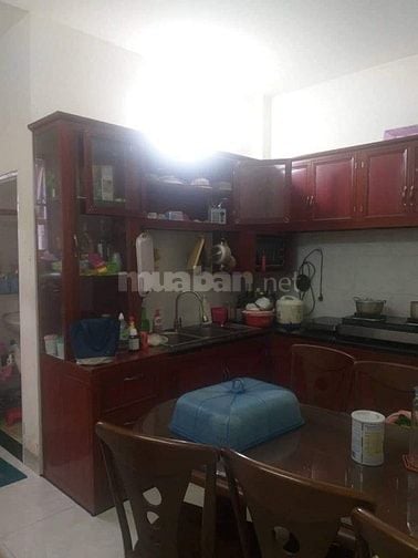 Cho thuê Nhà Đường Tam Bình, P. HBC - 3PN 2WC, 110m², sân rộng giá 9tr