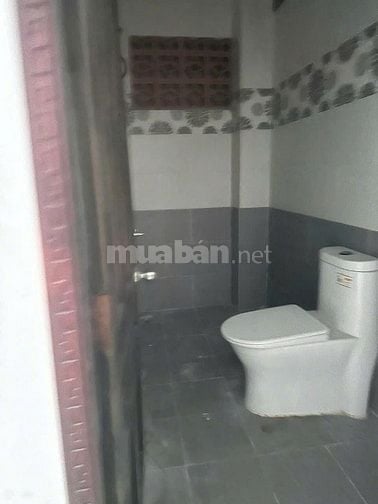 Cho Thuê Nhà 35/7 Bùi viện, Phường Bến Thành, Quận 1, hẻm xe hơi 