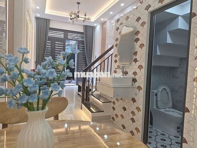 Bán Gấp nhà 74m2 Nguyễn Sỹ Sách Tân Bình,giá 5tỷ150,HXH đậu cửa. 