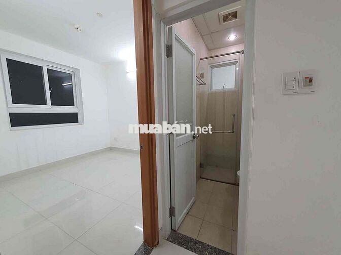 [Ở liền được] Căn 3PN giá 12 triệu nhà trống, CC Tara Residenece