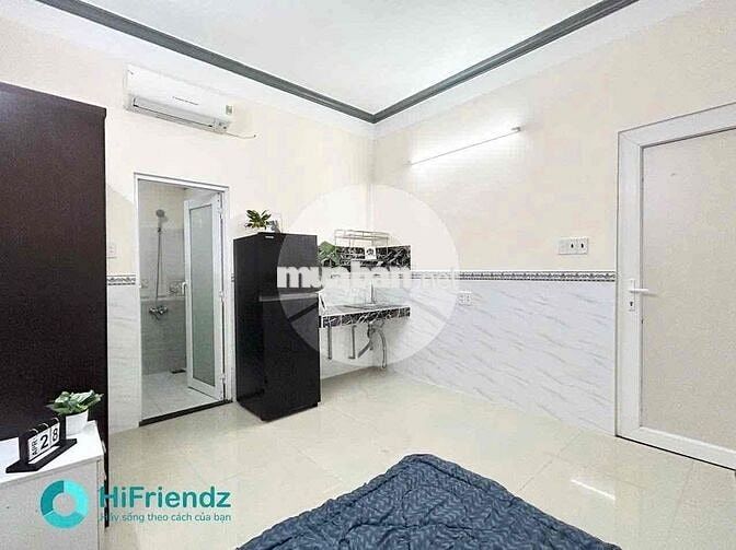 STUDIO MINI CỬA SỔ TRỜI CÓ THANG MÁY, BÃI XE RỘNG THUẬN TIỆN QUA Q5