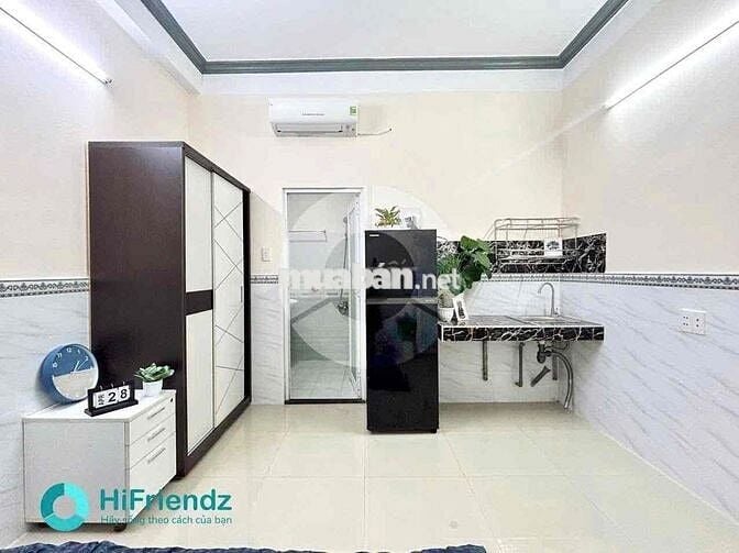 STUDIO MINI CỬA SỔ TRỜI CÓ THANG MÁY, BÃI XE RỘNG THUẬN TIỆN QUA Q5