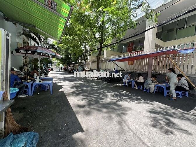 Sang gấp mặt bằng quán cơm trưa văn phòng