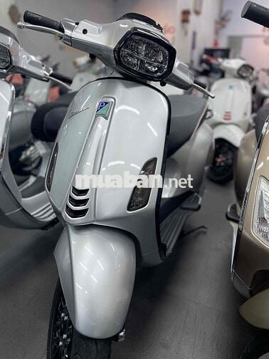 Piaggio Vespa Xám