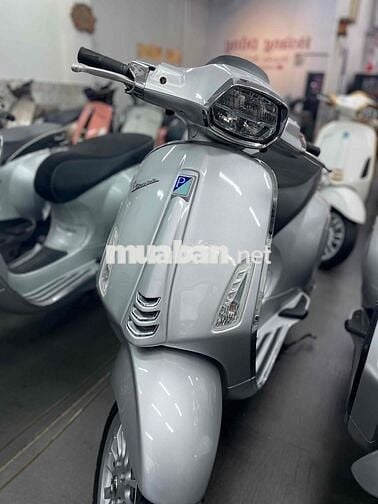 Piaggio Vespa Xám