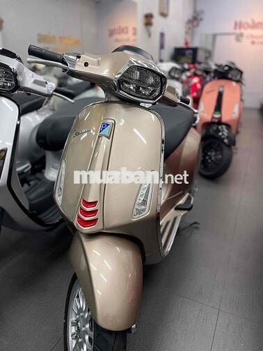Piaggio Vespa Xám
