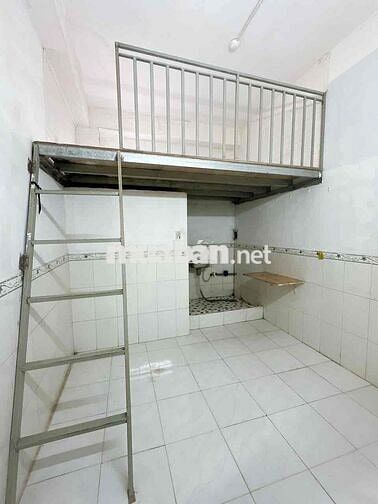 Phòng Gần Đại Học Công Thương - Aeon Tân Phú (5p)