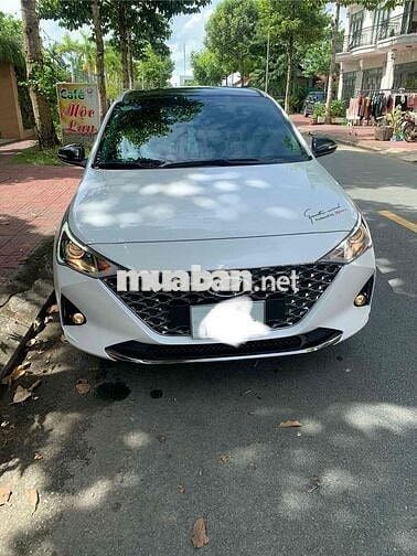Hyundai Accent 2021 Bản đủ 15000 km Trắng