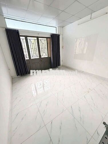 Nhà thuê Mặt Tiền Trần Thủ Độ. Quận Tân Phú (3pn, 2wc). Dtsd 160m2
