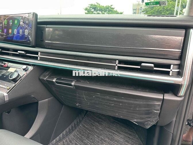 Hyundai Santafe 2024 2.5 Prestige Đen 1 vạn km