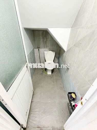 Nhà thuê Mặt Tiền Trần Thủ Độ. Quận Tân Phú (3pn, 2wc). Dtsd 160m2