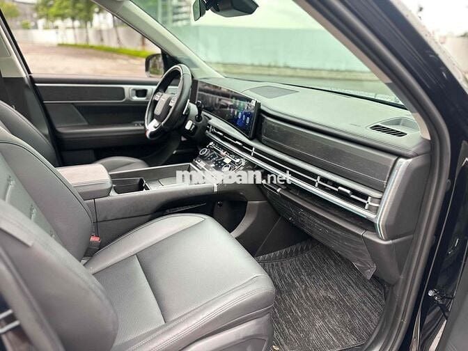 Hyundai Santafe 2024 2.5 Prestige Đen 1 vạn km