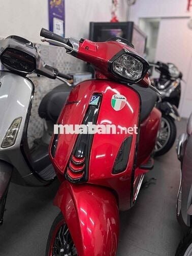 Piaggio Vespa Xám