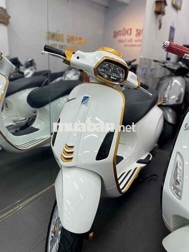 Piaggio Vespa Xám