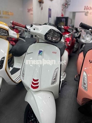 Piaggio Vespa Xám