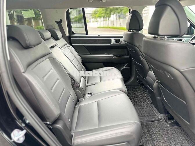 Hyundai Santafe 2024 2.5 Prestige Đen 1 vạn km