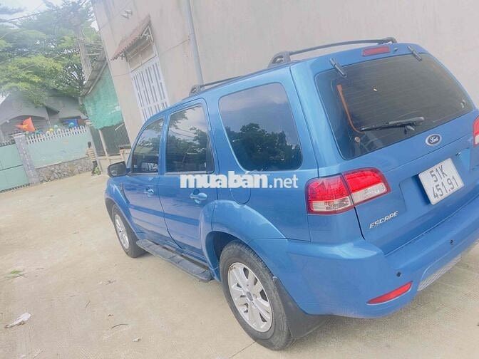 Ford Escape Xanh